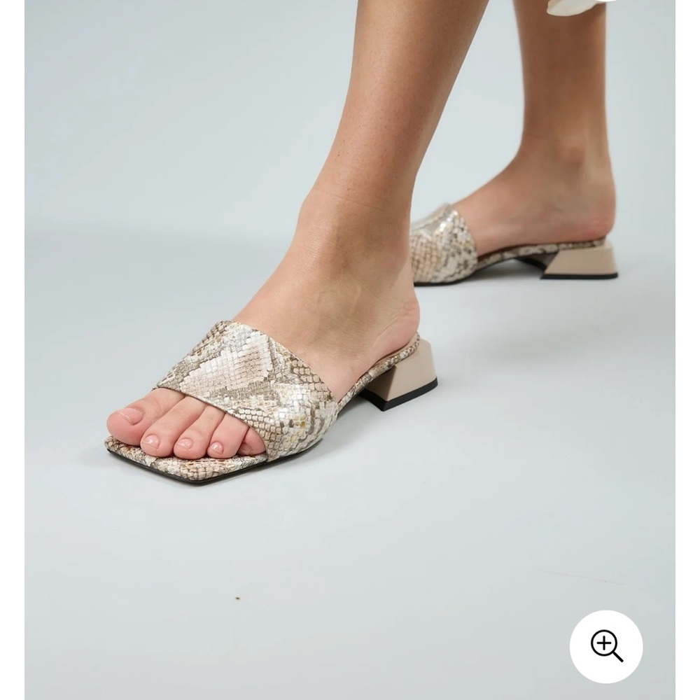 New Lonza Slides Sandals/ Brand New- Never Used